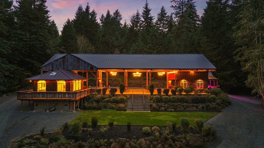 165-web-or-mls-DJI_0428 (1) Stunning Event Center